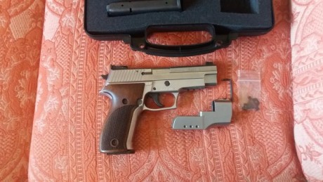 Hola a todos.
Vendo una estupenda pistola Sig Sauer P 226 S.
Es una magnífica pistola de precisión en 01