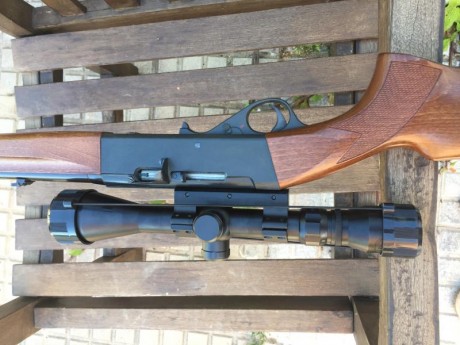 Hola, pues vendo carabina semiautomática marca Anschutz modelo 520, desmontable, con muy muy poco uso. 00