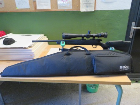 Hola a todos pongo en venta una carabina SAKO con dos cañones uno del 17 HMR y otro del calibre 22 WMR 02