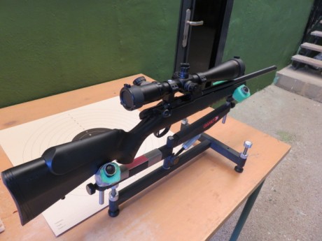 Hola a todos pongo en venta una carabina SAKO con dos cañones uno del 17 HMR y otro del calibre 22 WMR 01