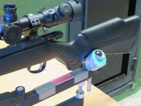 Hola a todos pongo en venta una carabina SAKO con dos cañones uno del 17 HMR y otro del calibre 22 WMR 10