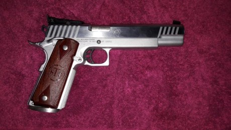 Buenas tardes , por no utilizar por falta de tiempo  vendo esta magnifica pistola  para el tiro de precisión.
Todos 01