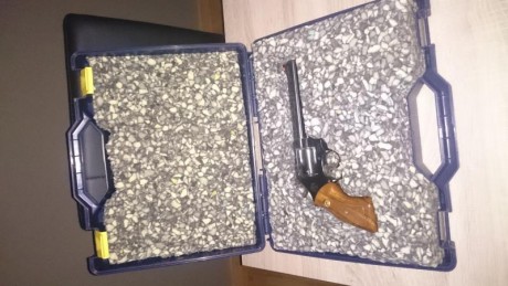 Saludos a todos

Vendo Taurus 357, 175€ puesto en la intervención del comprador.
Lo vendo para hacer hueco 10