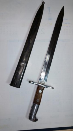 vendo bayoneta suiza  muy buen estado  precio 100€  puesto en destino 01