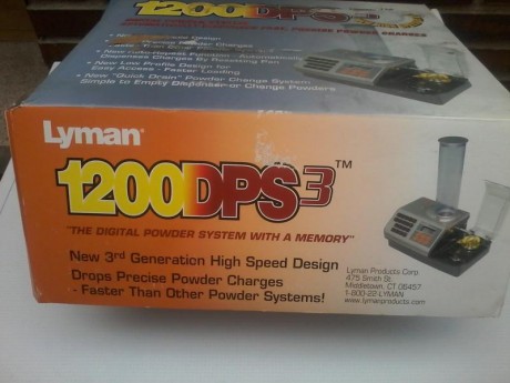 se vende bascula de precision digital dosificadora Lyman 1200 dps 3
NUEVA 02