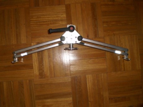 Vendo bipode para precisión marca EVO FTR
color titanio  esta nuevo, en Madrid 02