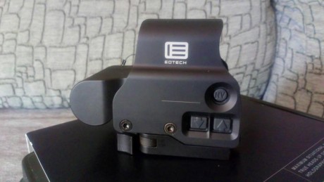 Hola se vende este Eotech en perfecto estado sin uso.
En su estuche original. 
Dot de 1 moa.

500€

633466647 01
