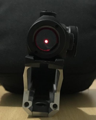 Vendo montura X-MOUNT para SIG SAUER X-SERIES equipado con visor AIMPOINT MICRO H-1 4MOA.

Impecable estado, 00