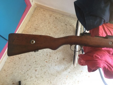 Se vende rifle Mauser Ankara, calibre 8x57, en buen estado
También se dispone de material de recarga para 12