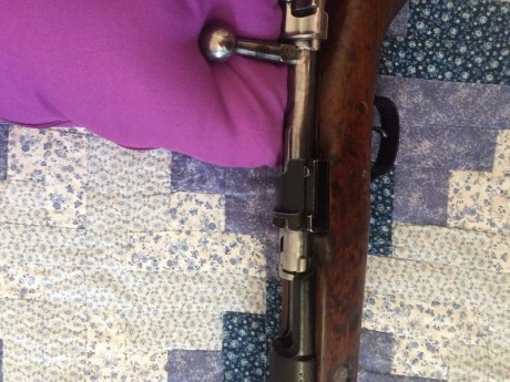 Se vende rifle Mauser Ankara, calibre 8x57, en buen estado
También se dispone de material de recarga para 32