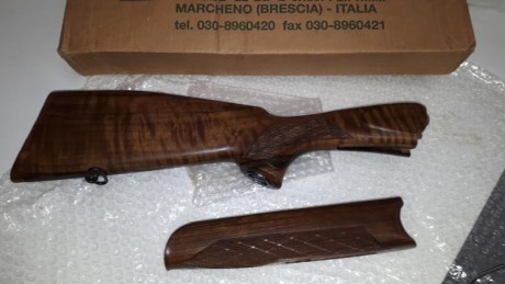 Rifle bettinsoli superpuesto se vende culata y guardamanos sin estrenar con nogal veteado muy bonito y 11