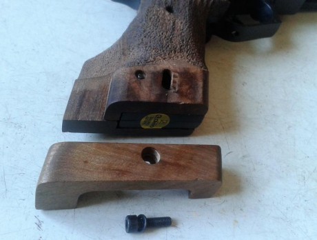 Vendo esta pistola Gamo Compact, en buen estado y poco usada.
Con su maletín y manual de instrucciones. 161