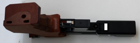 Se vende pardini SP22 calibre .22lr, viene con dos cargadores (uno está sin usar), la cacha es talla M, 20