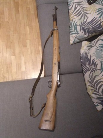 Vendo mosquetón Coruña modelo 1943 calibre 8x57.
El estado en general es muy bueno, maderas saneadas, 00