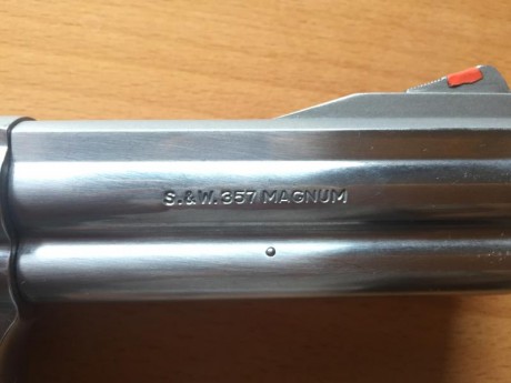 Vendo revolver S&W 357 MAGNUM.
El arma la compre a una empresa de seguridad que cerro y apenas a tenido 00