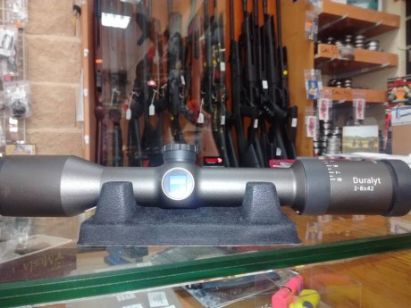 Visor Zeiss Duralyt 2-8X42 2ª MANO, IMPECABLE...!!!!!! antes 595€ ahora 515 €, envio incluido....!!! 
 00