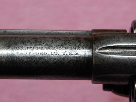 VENDO este Revolver Colt Single Action Army de 4'3/4 pulgadas en calibre 38-40. Se trata de una auténtica 12