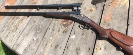 Un amigo me pide le ponga a la venta su Express Victor Sarasqueta. Tiene dos juegos de cañones, 375 (monturas 11