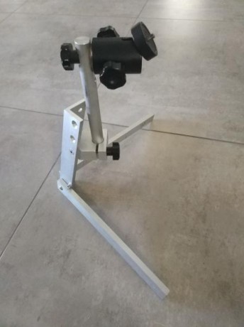 Hola compañeros,se vende trípode para visor para carabina tendido por 80 euros ,gracias de antemano 00