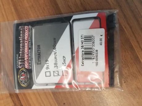 Hola, vendo sti edge del 40 para ipsc, con 6 cargadores y varios extras, ver fotos. 
El arma esta en Mallorca
CONTACTAR 11
