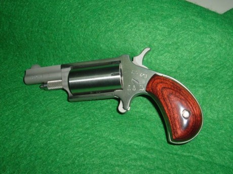 Se vende Derringer NOrth American Arms Provo Ut, Calibre 22 -*-Enviamos a Toda España (30€) www. armeriadetaradell. 01