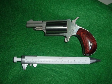 Se vende Derringer NOrth American Arms Provo Ut, Calibre 22 -*-Enviamos a Toda España (30€) www. armeriadetaradell. 00