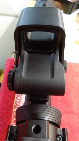 Pongo a la venta este EOTECH XPS"-0, en perfecto estado estetico y de uso.
Es el de la reticula normal 02
