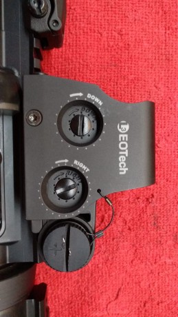 Pongo a la venta este EOTECH XPS"-0, en perfecto estado estetico y de uso.
Es el de la reticula normal 00