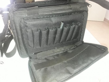 Hola,vendo bolsa de tiro CED 
Precio 50€ 02