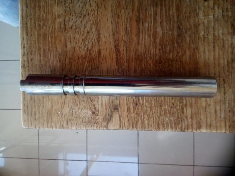 Buenos días queridos,

Saco a la venta una maravilla de arma. Una de las mejores pistolas de 9mm fabricadas: 10