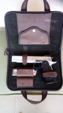 Buenos días queridos,

Saco a la venta una maravilla de arma. Una de las mejores pistolas de 9mm fabricadas: 40