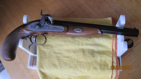 ¡VENDIDA! Pistola de Avancarga HEGE-SIBER  *A LAUSANNE*  del calibre 33 en muy buen estado.
La pistola 00