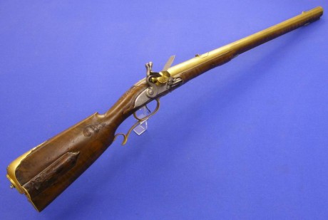 Voy a colocar unas fotos de un arma larga alemana de llave de mecha del siglo XVI. 00