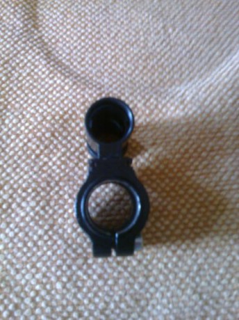 Vendo túnel delantero original Sig Sauer. 
Rosca interior de 18 mm para el iris. puede usarse con  anillas 01