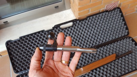 Se vende por no dar uso carabina 22lr modelo anschutz 2007/2013 de cañon corto y culata BR seminueva.

Se 00