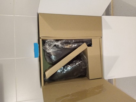 Altavoces Logitech Z623 con Subwoofer, NUEVOS (Sin estrenar), tal cual vienen en su caja. Potencia de 01