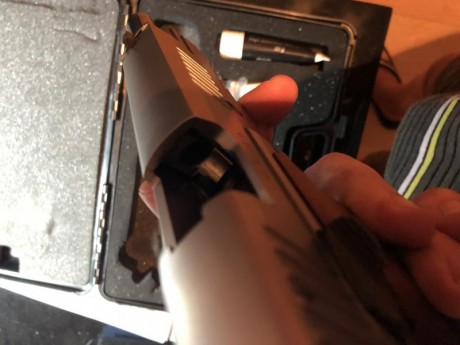 Vendo mi Sig sauer X5, prácticamente nueva. Sin apenas uso. Con dos alzas. 
Perfecto estado de todo. 
Envío 11