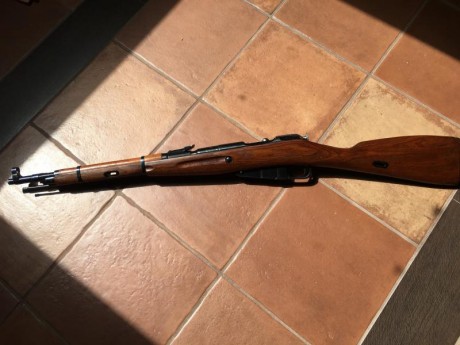 Vendo este Mosin Nagant en bastante buen estado, maderas al aceite
Numeraciones coincidentes, precio 300€ 01