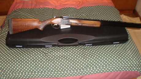 Se vende escopeta superpuesta FN B-25 de trap con 71 cm de cañon con 2* y 1*, con selector de tiro y expulsora 01