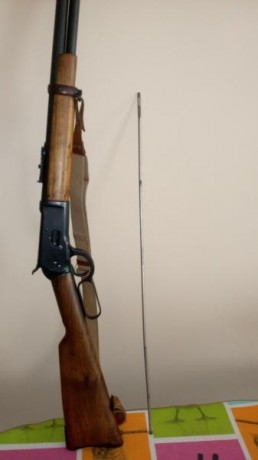 Se vende carabina tigre en calibre 44-40,con su baqueta original en la culata,muy bien de maderas y Pavón.
 01