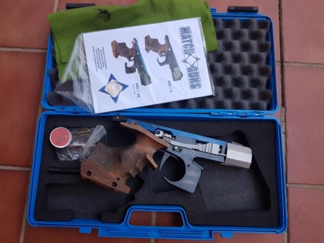 Vendo pistola competicion Mach Guns MG2 E eletronica por falta total de uso, con todo lo original, dos 00