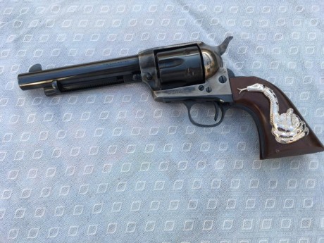 Vendo cachas para revólver con adorno "snake", estilo Clint Eastwood en al famosa trilogía. 10