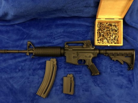 Buenas, lo dicho. Pongo aquí en el foro mi M4 del calibre .22 LR. Fabricado en Alemania por Walther bajo 02