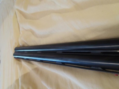 beretta de 71 cm  5 polichoques y selector de tiro se puede probrar  en barcelona  650
euros 
euros 00