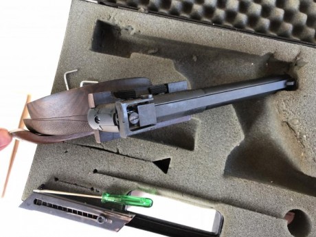 Hola! Vendo mi arma por darme de baja del club por falta de uso, esta igual la compré, habré disparado 00