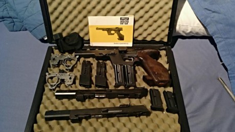 Pues lo dicho, vendo mi pistola Walther GSP con los carros del calibre  .22 corto    y .32,  con 2 disparadores, 02