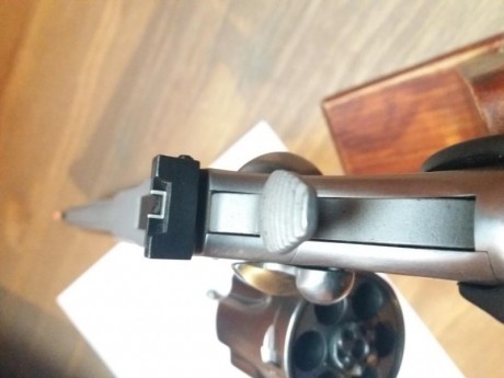 Pongo a la venta mi Colt King Cobra 357 Magnum en Inox de 6 pulgadas, está impecable en todos los sentidos.
Lo 20