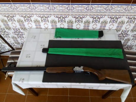 Hola, vendo Beretta 686 Silver Pigeon de Trap, con cañón de 75cm, chokes fijos de 1* y 2*. Esta en impecable 02