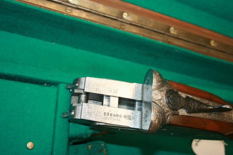 Vendo V. Sarasqueta impecable en estado de nueva con garantia cañones de 71 decimas de choque 18,5-18 20