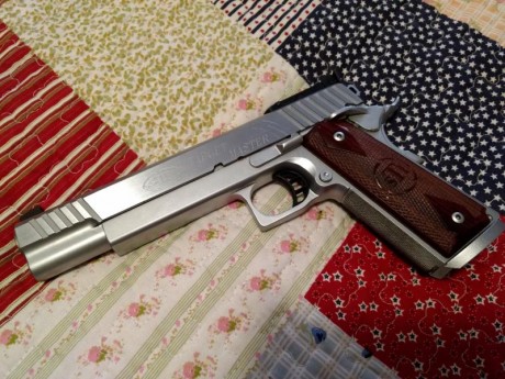 Se vende Target Master 9mm para. Poco uso y solo en precisión. Algunas ralladuras laterales debido al 01